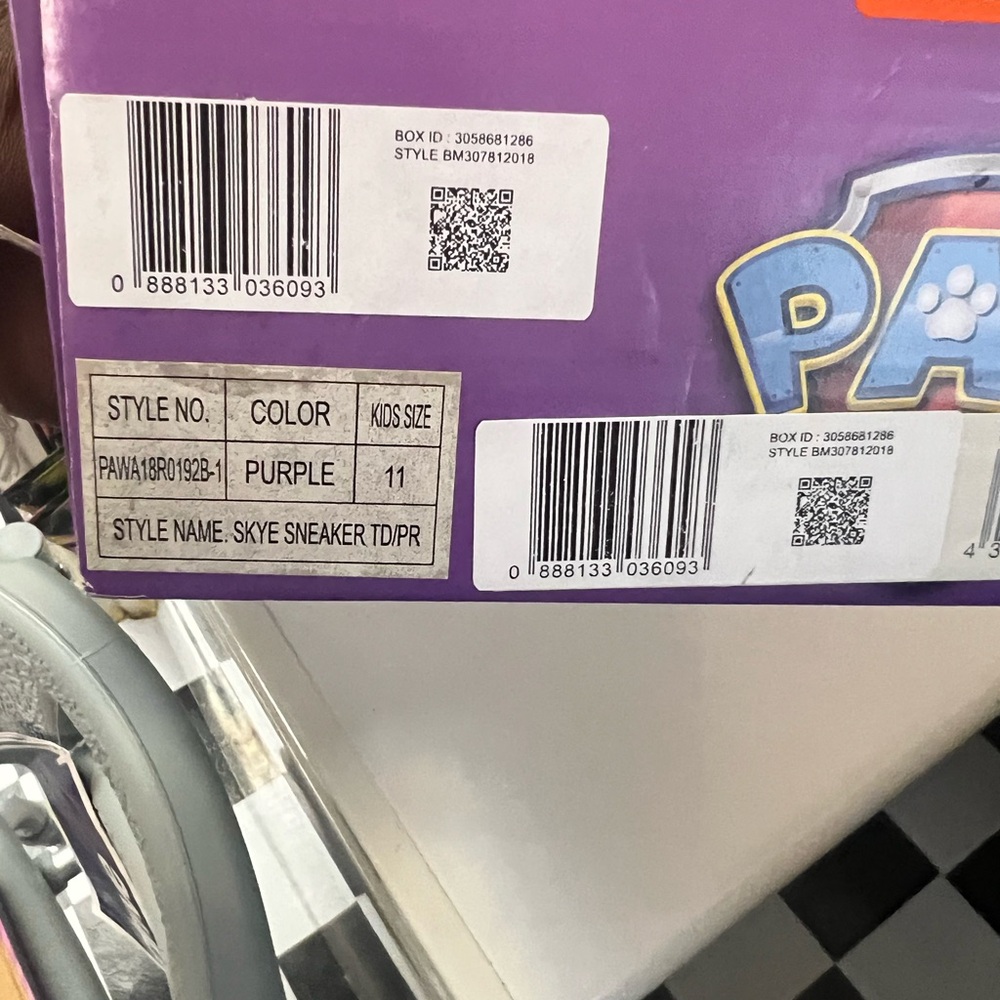 Paw Patrol Skye Sneakers - Purple Adventure